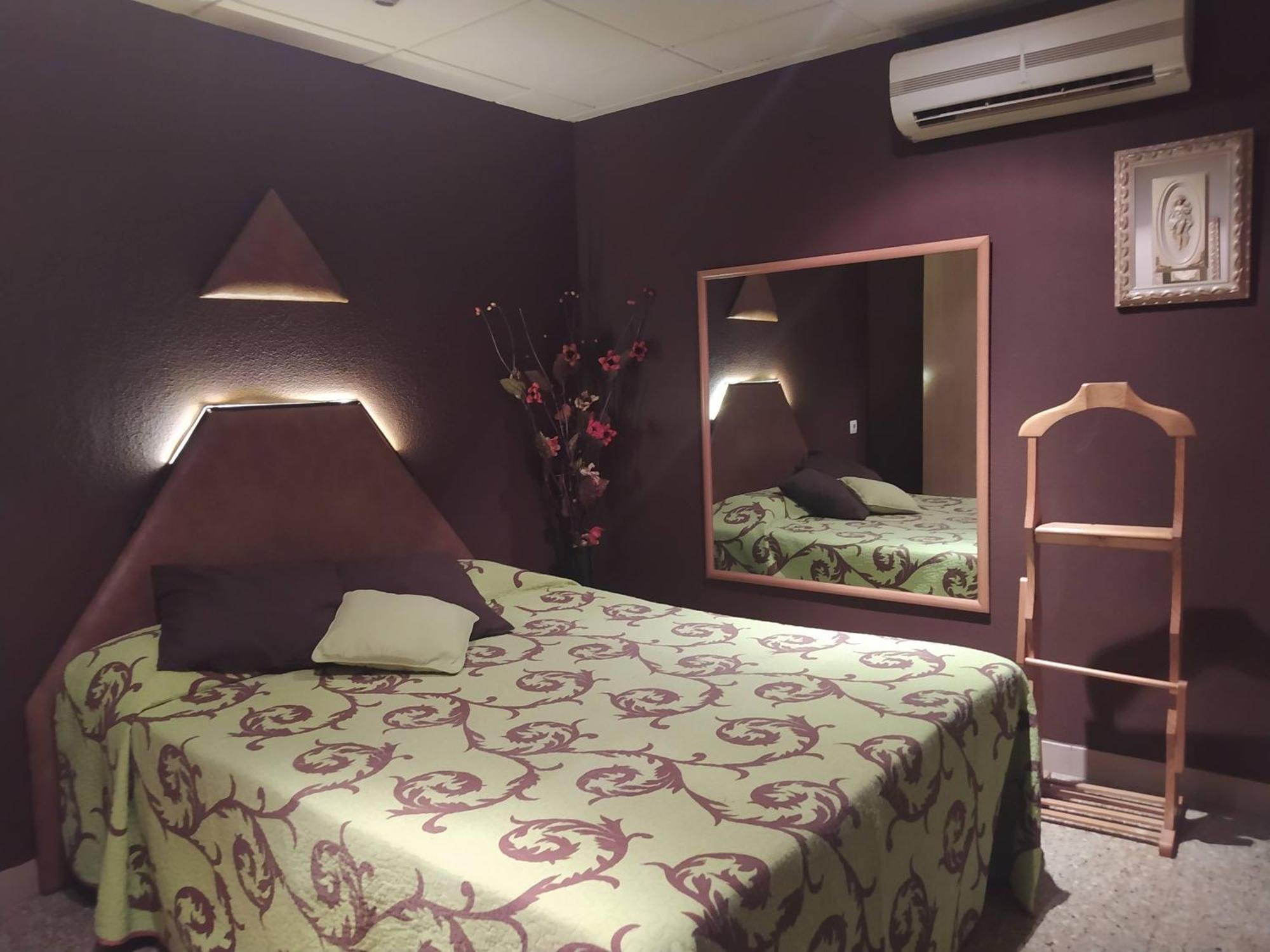 Hostal Happystay — Photos 1